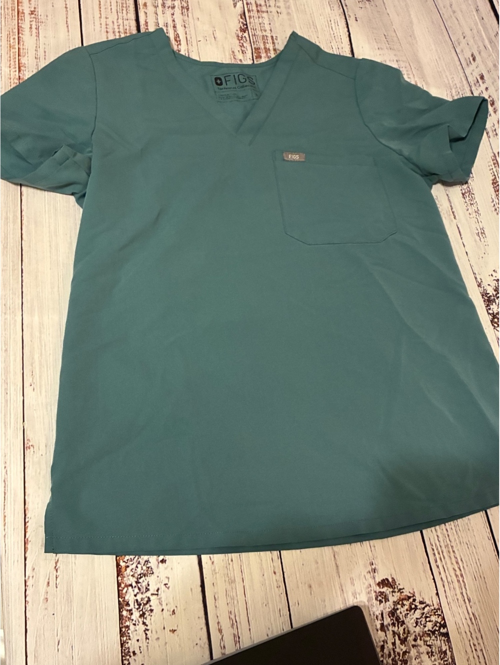 FIGS Technical Collection Green Scrub Top Size S